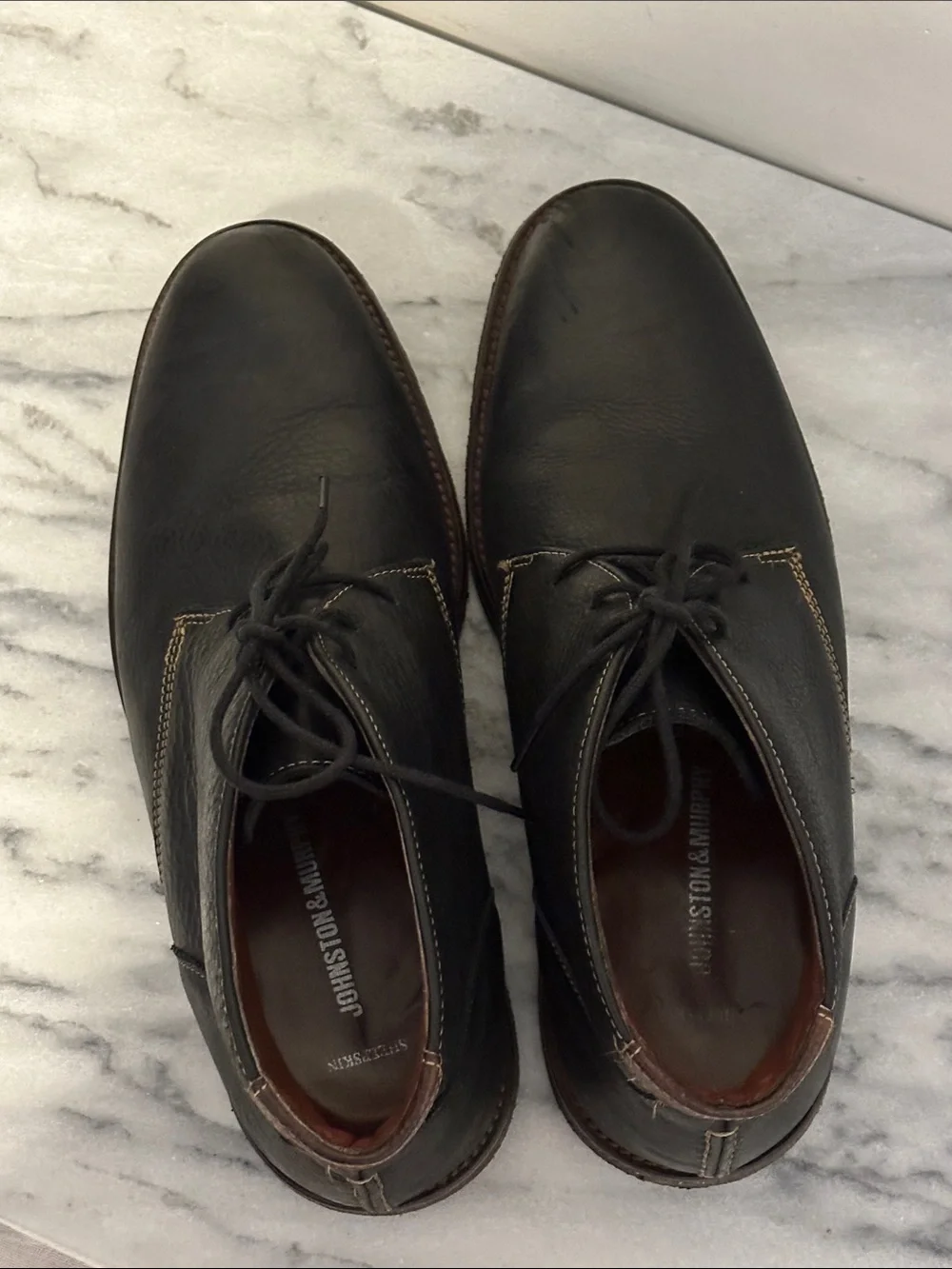 Johnston and Murphy men’s Copeland Men's Black Leather Chukka Boot 9.5M